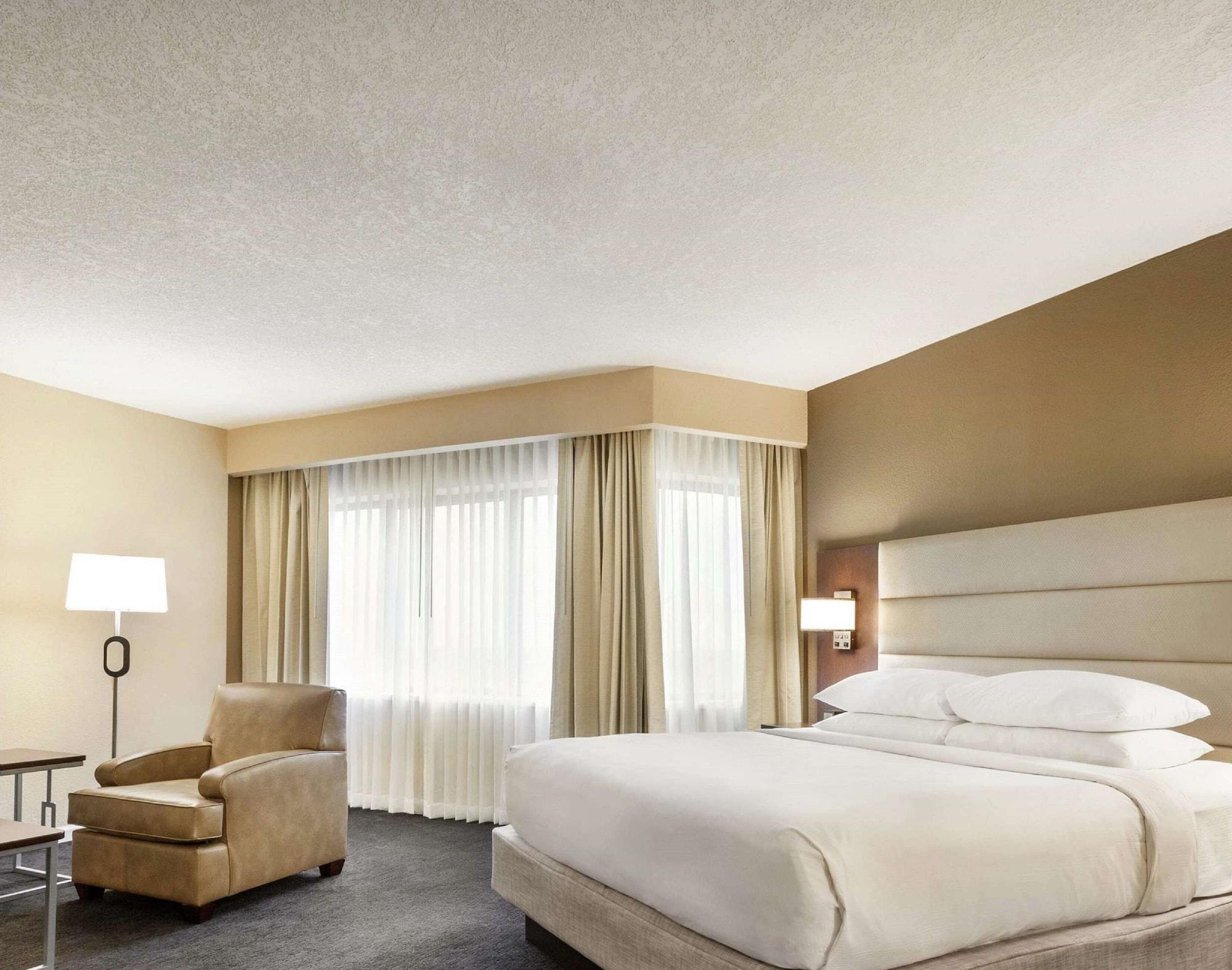 Отель Doubletree By Hilton Orlando Downtown Экстерьер фото