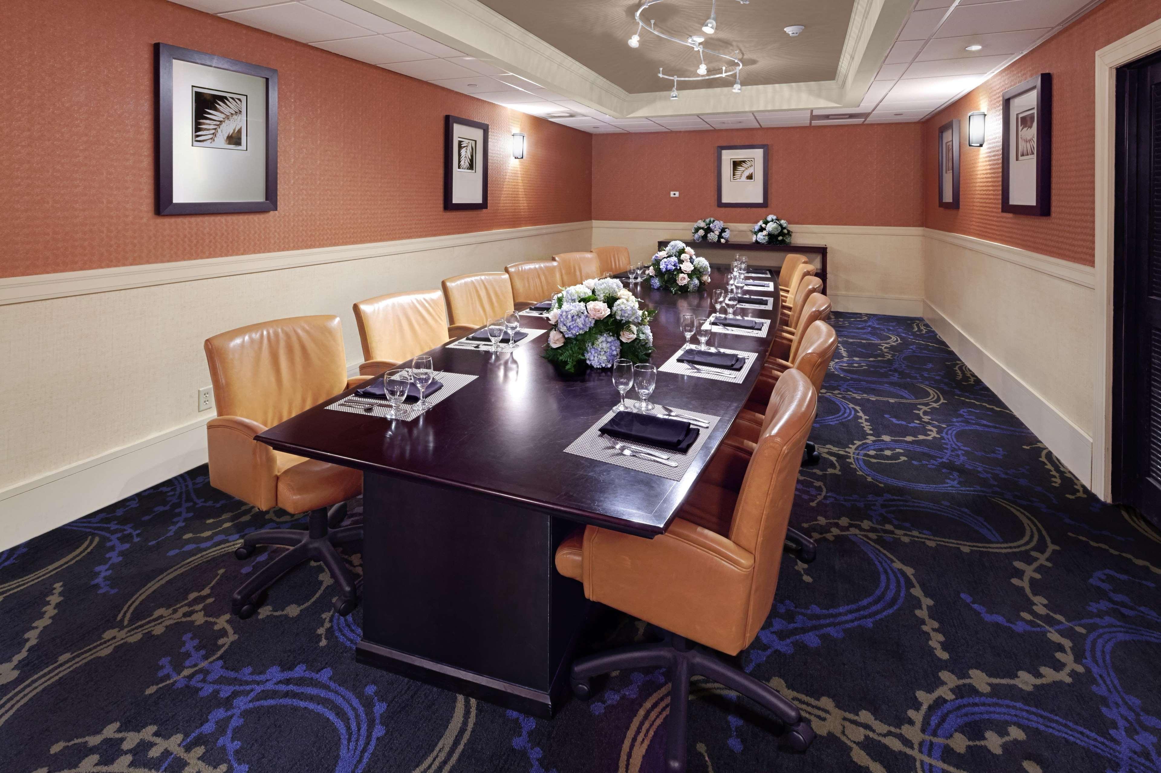 Отель Doubletree By Hilton Orlando Downtown Экстерьер фото