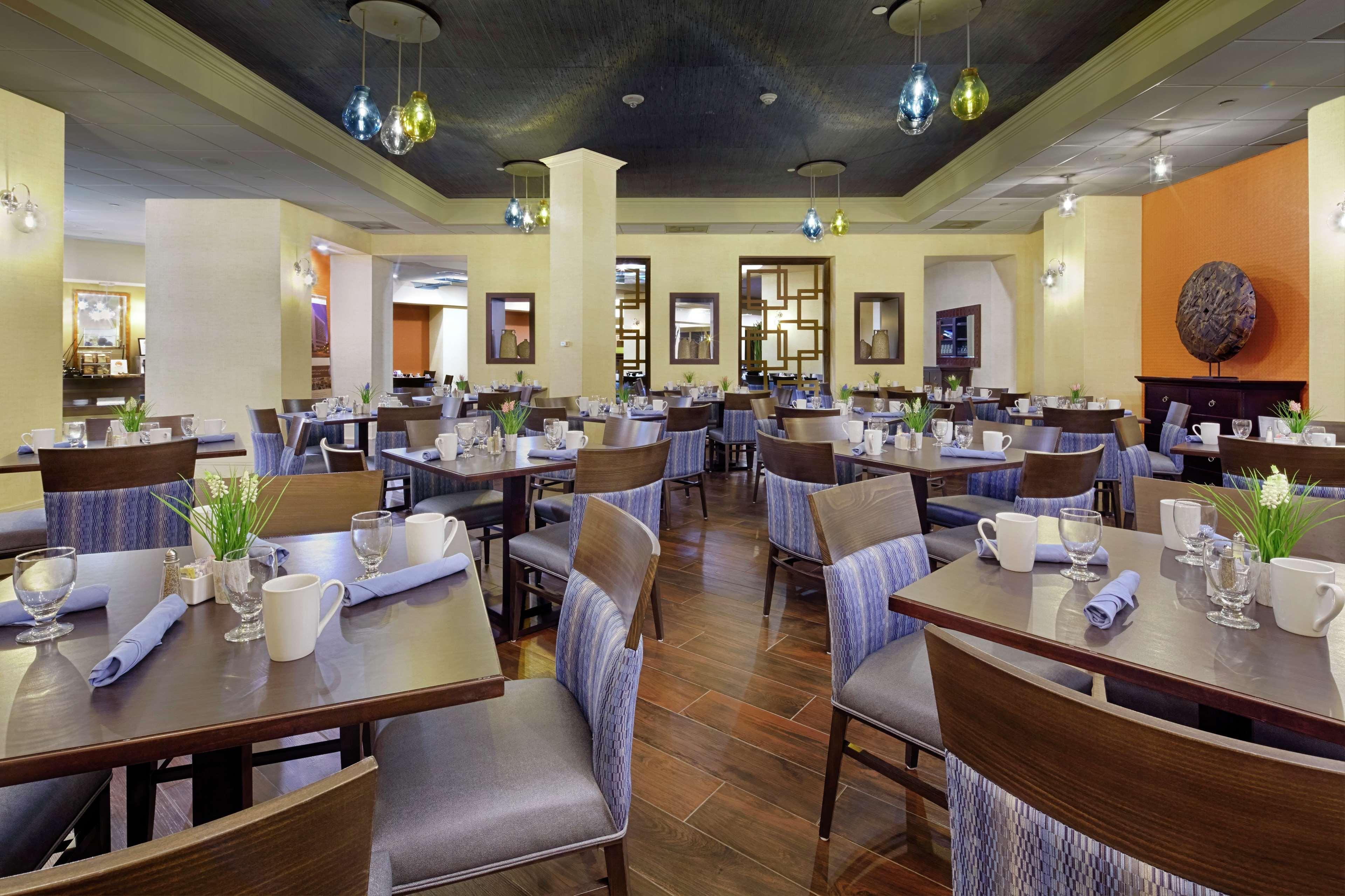 Отель Doubletree By Hilton Orlando Downtown Экстерьер фото