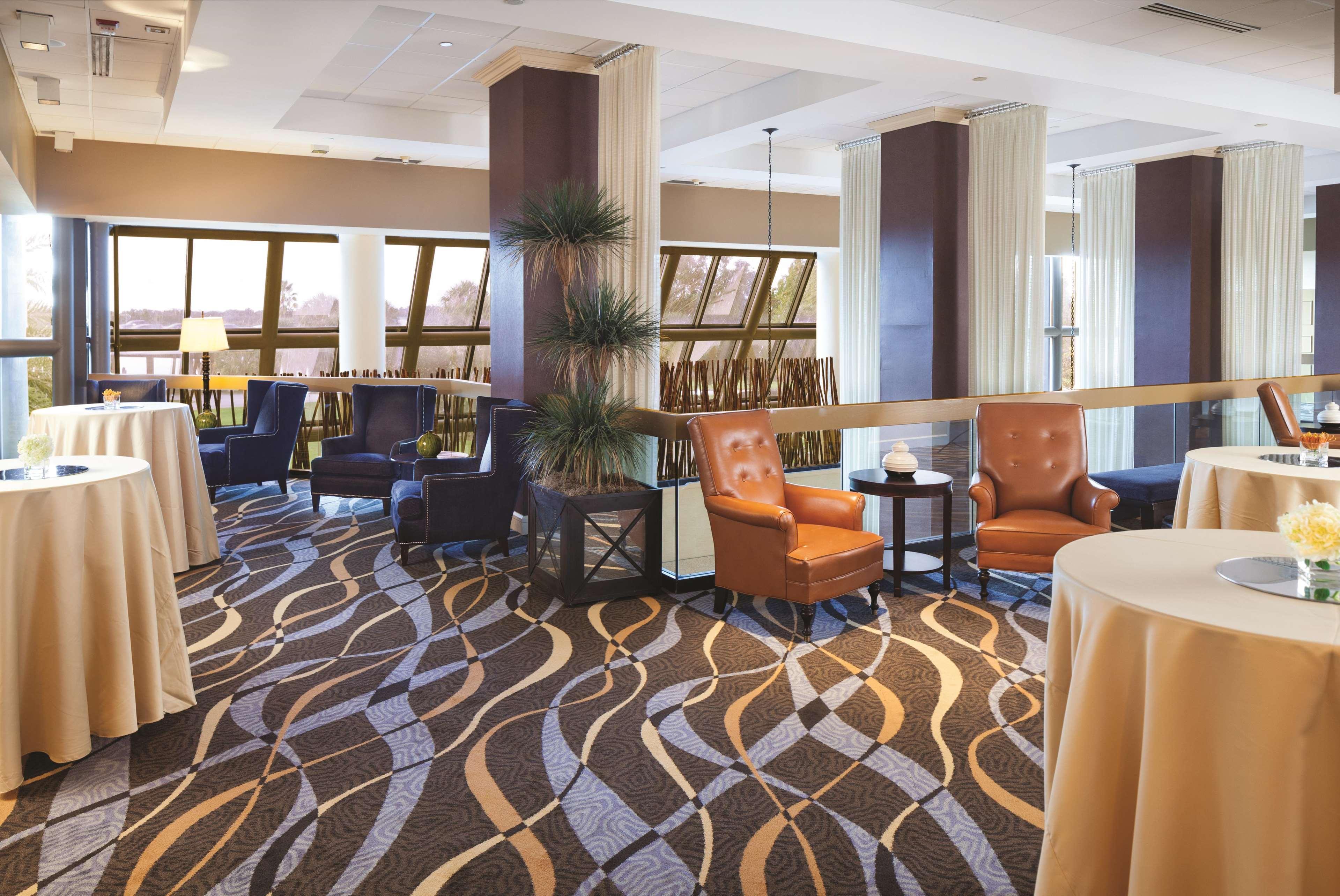 Отель Doubletree By Hilton Orlando Downtown Экстерьер фото
