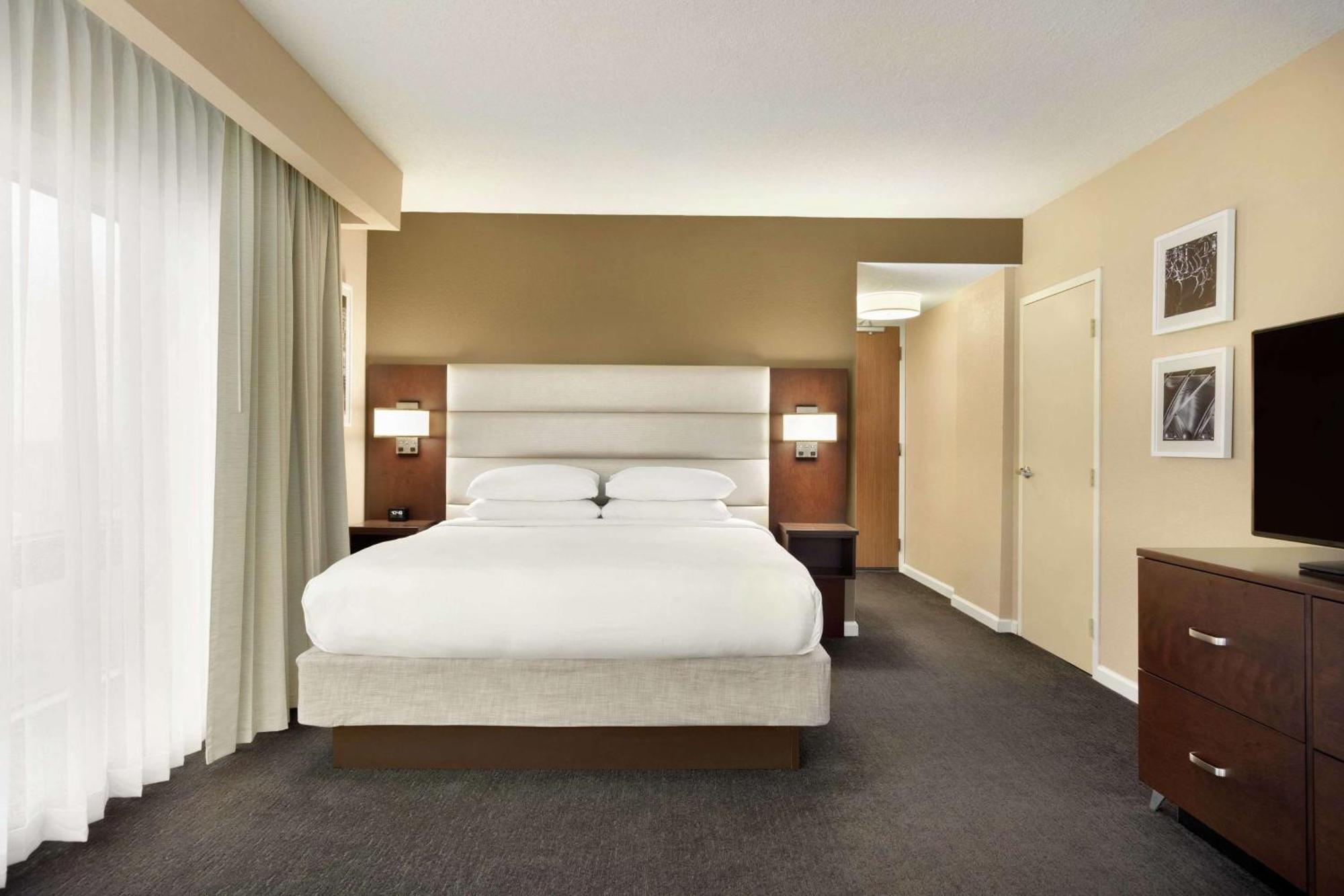 Отель Doubletree By Hilton Orlando Downtown Экстерьер фото