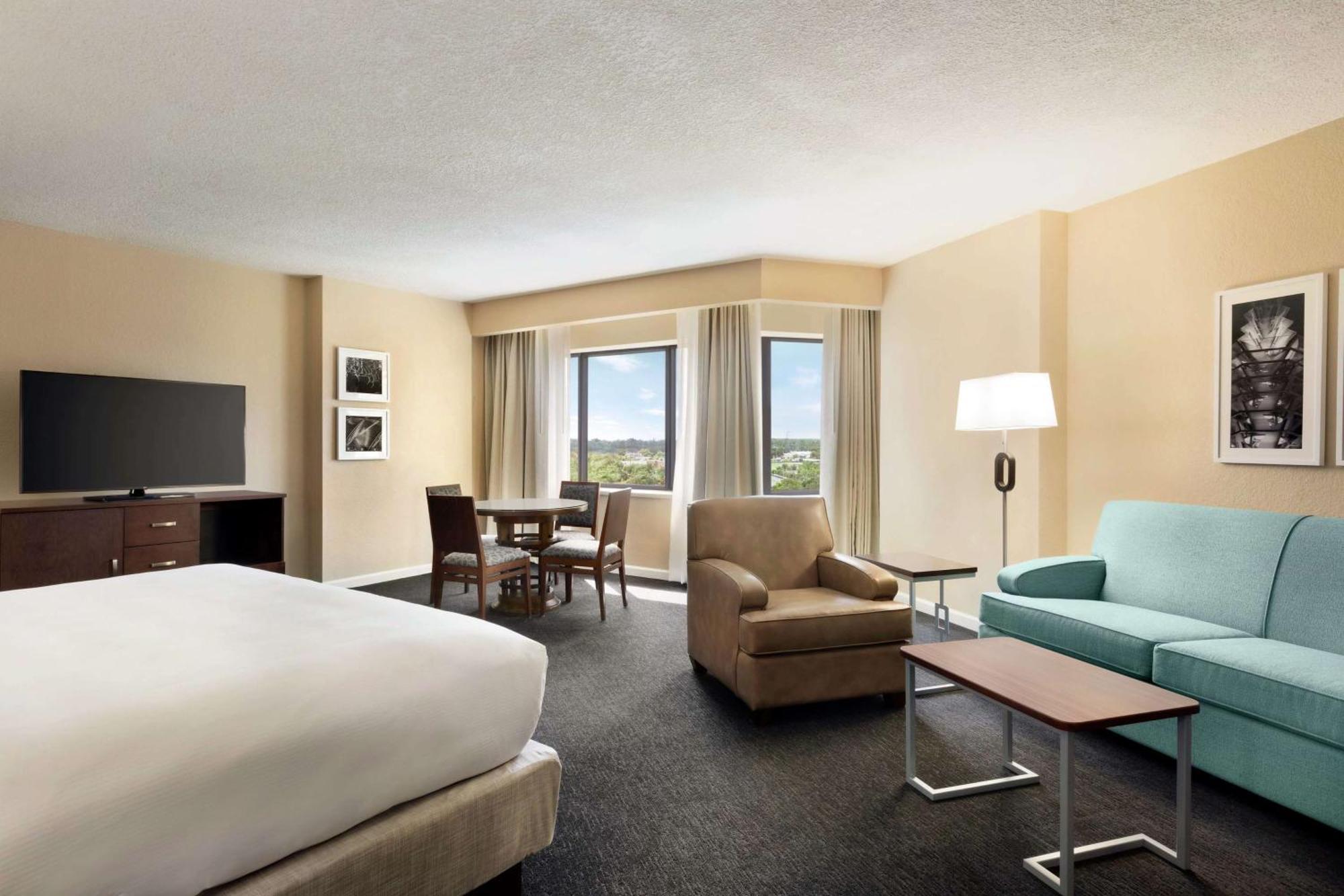 Отель Doubletree By Hilton Orlando Downtown Экстерьер фото
